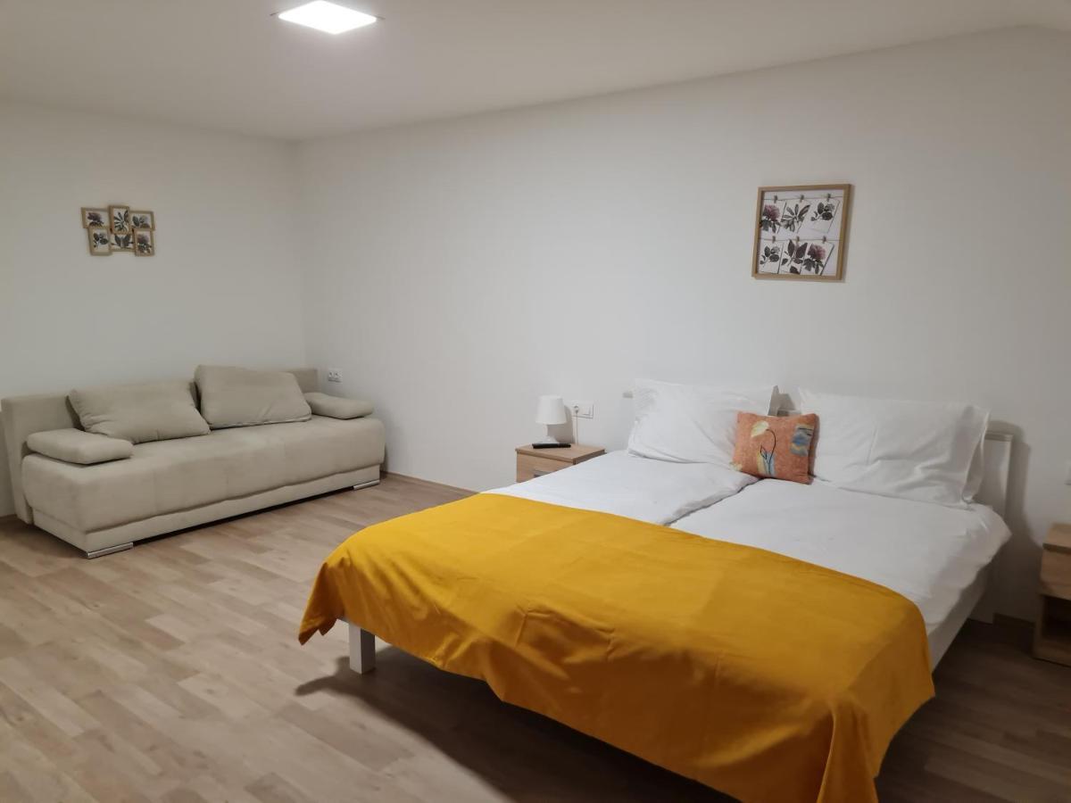 Bed and Breakfast Restoran I Sobe Savic Krnjak Exterior foto