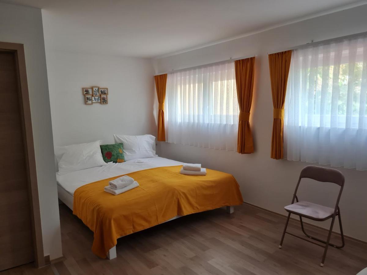 Bed and Breakfast Restoran I Sobe Savic Krnjak Exterior foto